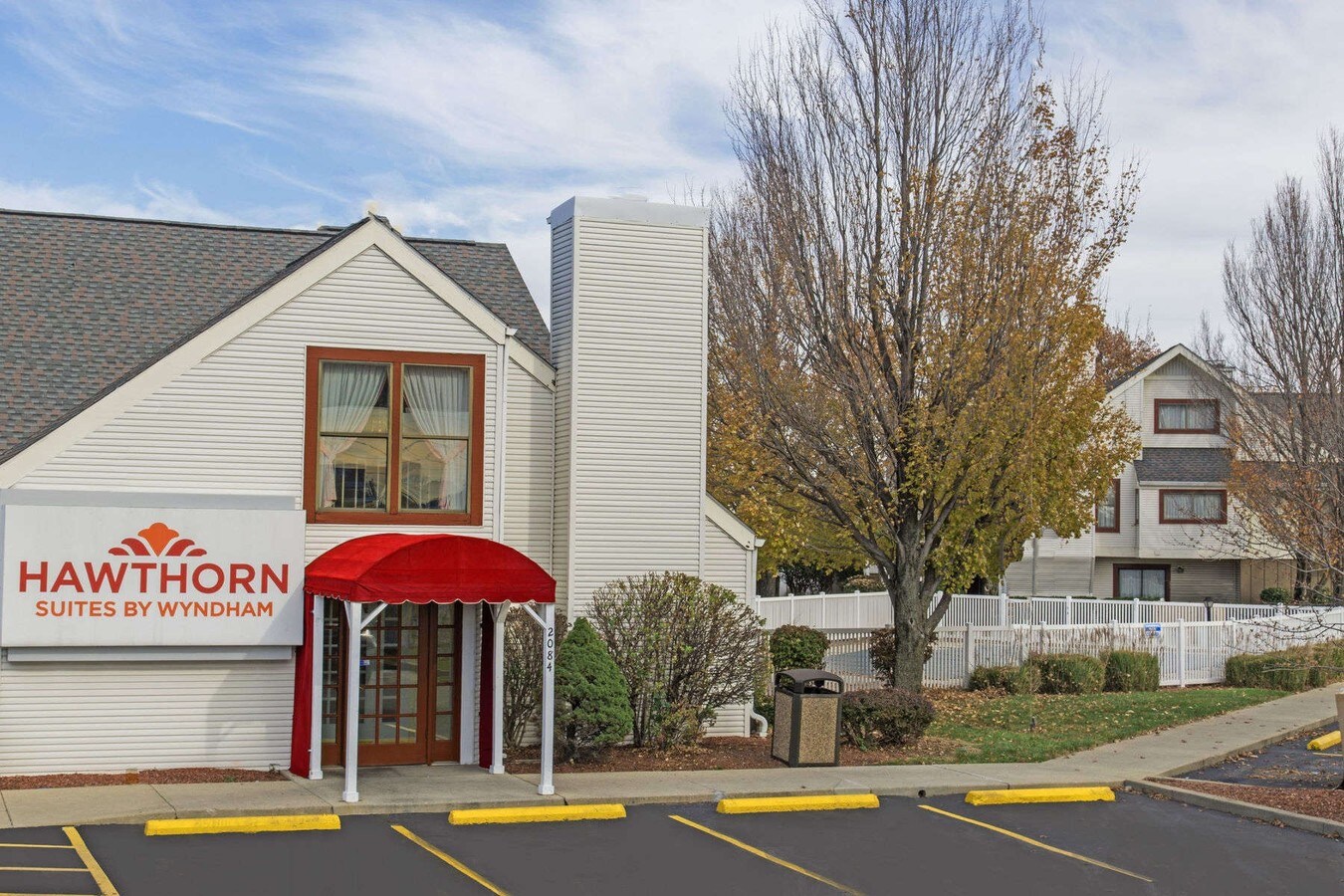 2084 S Hamilton Rd, Columbus, OH, 43232 Hotel Property For Sale on