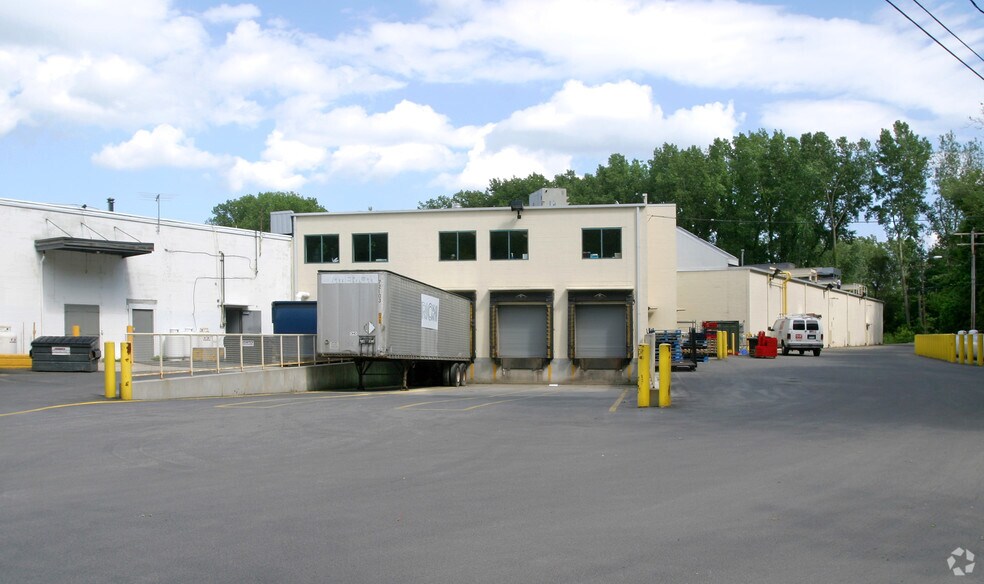 1 kent rd new milford ct 06776 retail for lease on cityfeet com big y new milford ct flyer