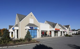 Falmouth Commercial Real Estate For And Lease Maine Falmouth Maine Adjacent To Couleur Collection And The Fashion S Busy Segment Of Route 1 Great Exposure Tenant Mix
