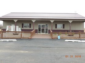 Utica Commercial Real Estate For And Lease Illinois Utica Illinois Business Elished In 1989 As A Fully Stocked Live Bait Fishing Supplies Bow Camping Groceries Liquor