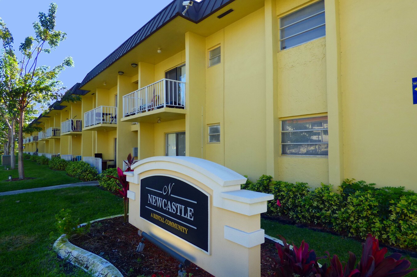 3380 3400 Nw 30th St Fort Lauderdale Fl 33311 Apartments Exterior