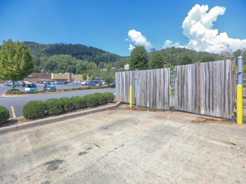 374 walmart plz sylva nc 28779 restaurant property for lease on walmart sylva nc