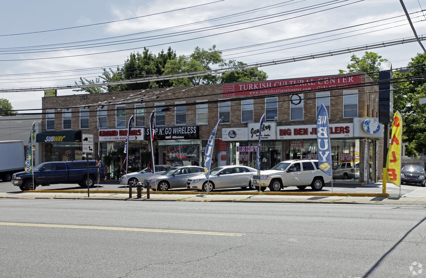17501758 Hylan Blvd, Staten Island, NY, 10305 Storefront Retail/Office Property For Lease on