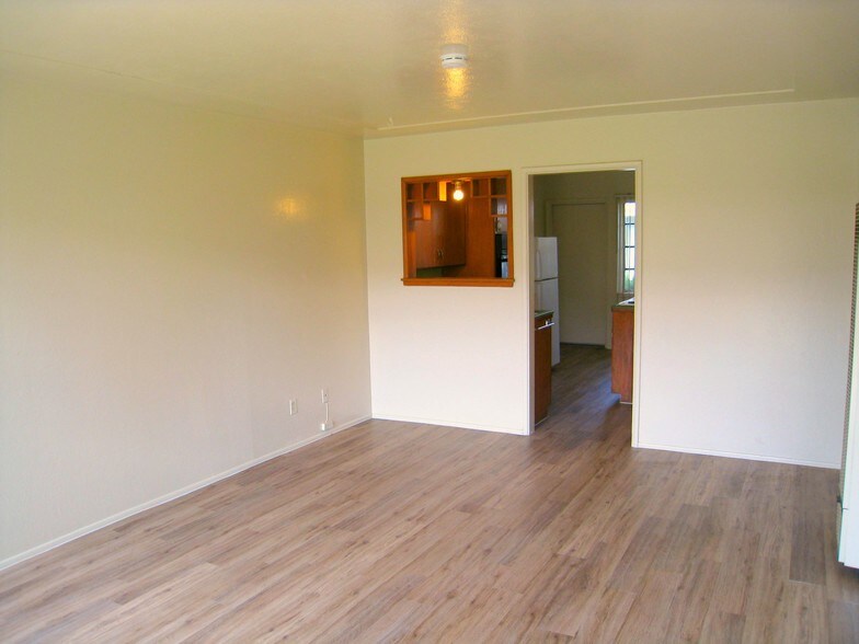 4550 4554 E Sierra Madre Ave Fresno Ca 93726 Apartments 4550 4554 E Sierra Madre Ave Fresno Ca 93726 Apartments Property For On Loopnet
