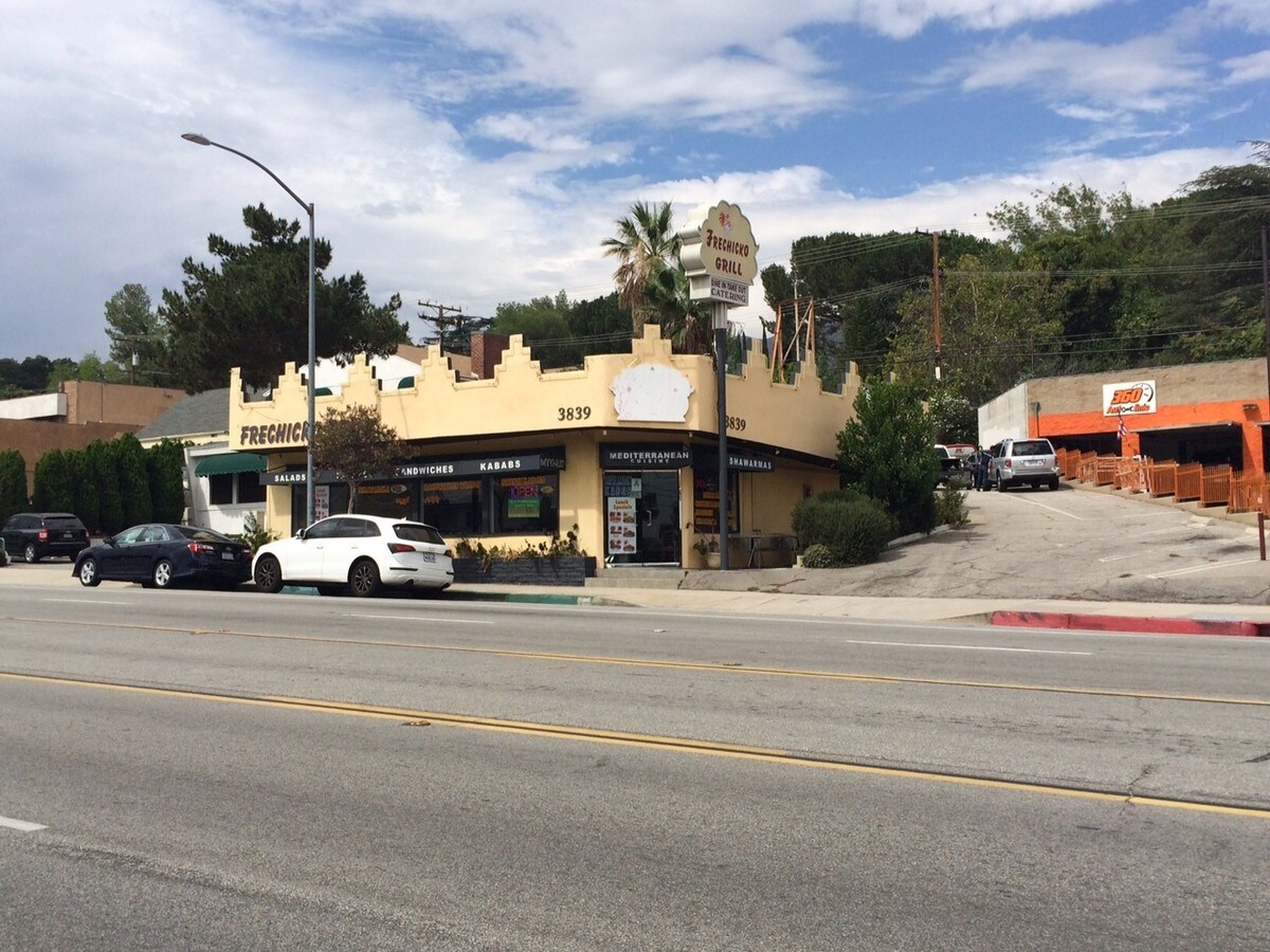 38393847 Foothill Blvd, La Crescenta, CA, 91214 Restaurant Property