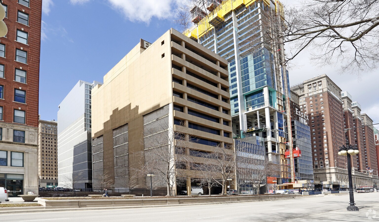 820 S Michigan Ave, Chicago, IL, 60605 Apartments Property For Lease