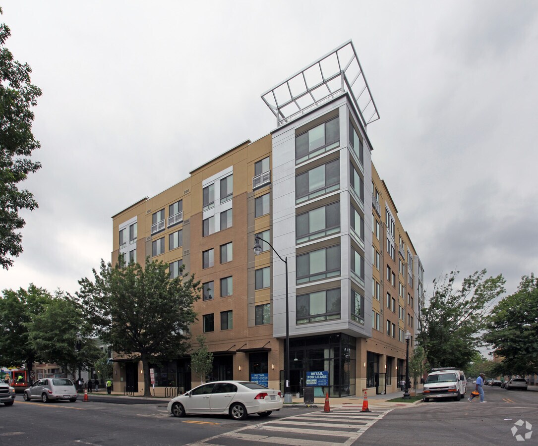 3232 Ave NW, Washington, DC, 20010 Apartments Property For