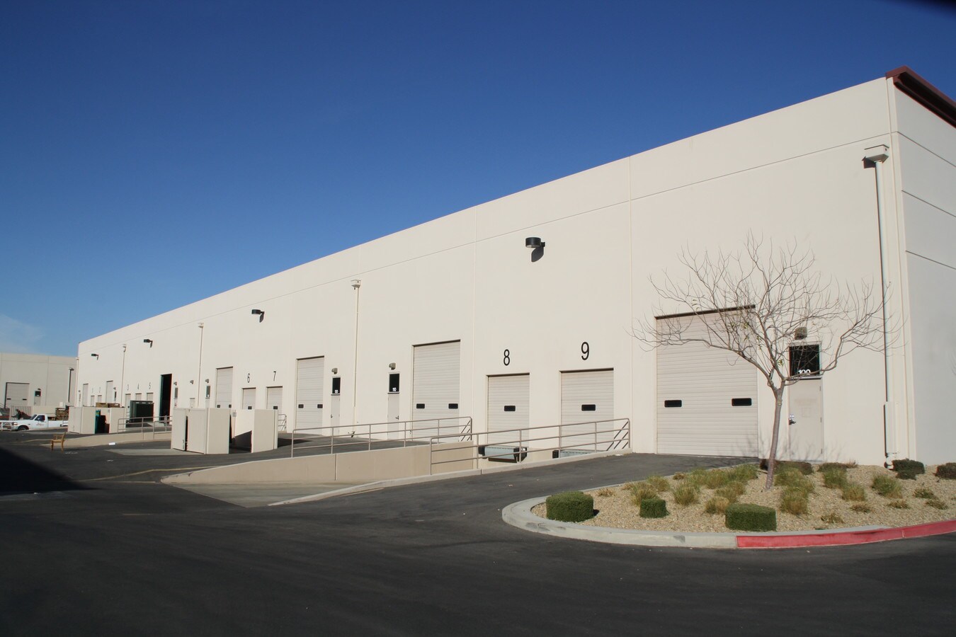 7370 Eastgate Rd, Henderson, NV, 89011 Warehouse Property For Lease