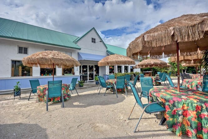 9126 Se Bridge Rd Hobe Sound Fl 33455 Restaurant Property For Flash Beach Grill