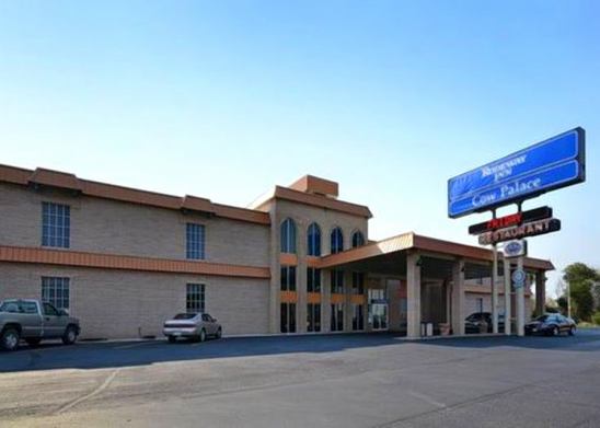 1301 N Main St Lamar Co 81052 Hotel Property For On Rodeway Inn The Cow Palace