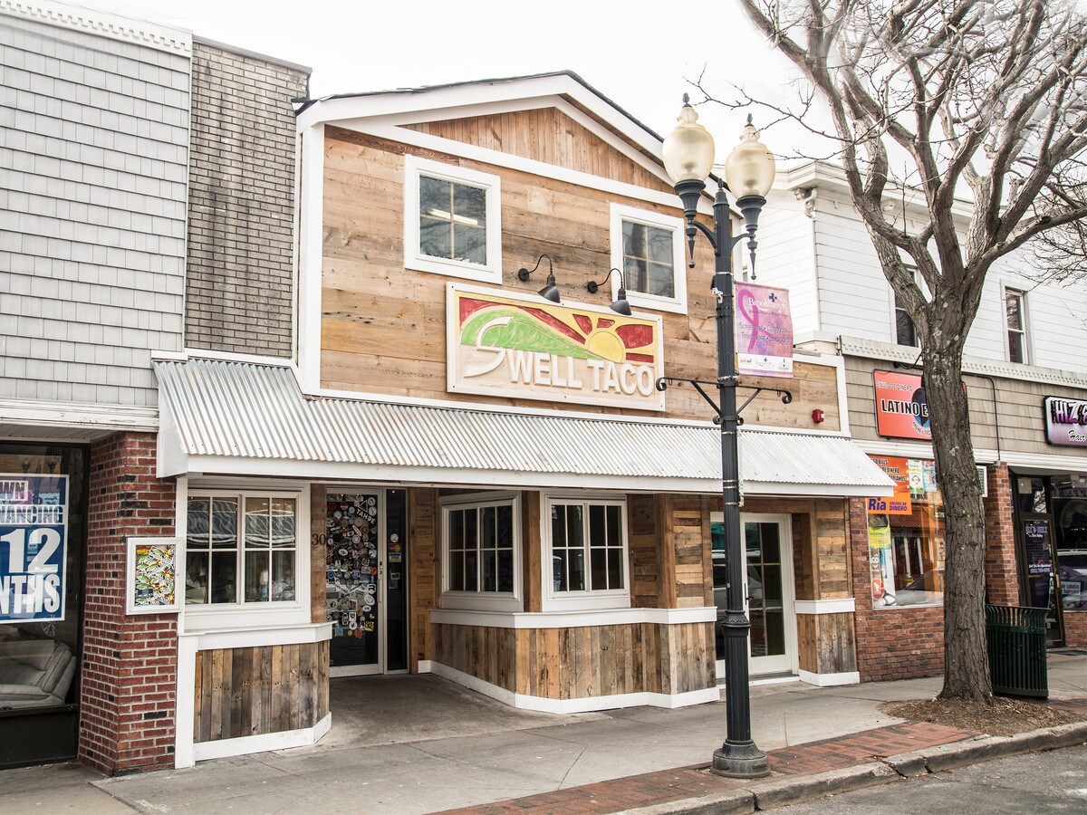 30 E Main St, Patchogue, NY, 11772 Restaurant Property For Sale on
