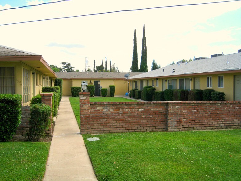4550 4554 E Sierra Madre Ave Fresno Ca 93726 Apartments 4550 4554 E Sierra Madre Ave Fresno Ca 93726 Apartments Property For On Loopnet