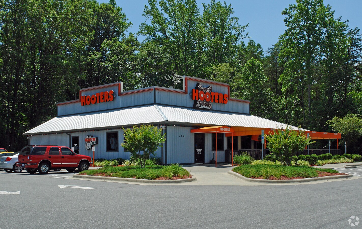120 Hanes Square Cir, WinstonSalem, NC, 27103 120 Hanes Square Cir, WinstonSalem, NC, 27103