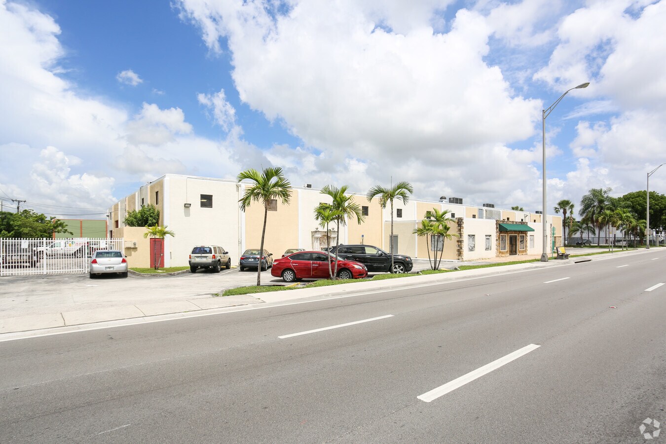 6400 NW 72nd Ave, Miami, FL, 33166 Manufacturing Property For Sale on