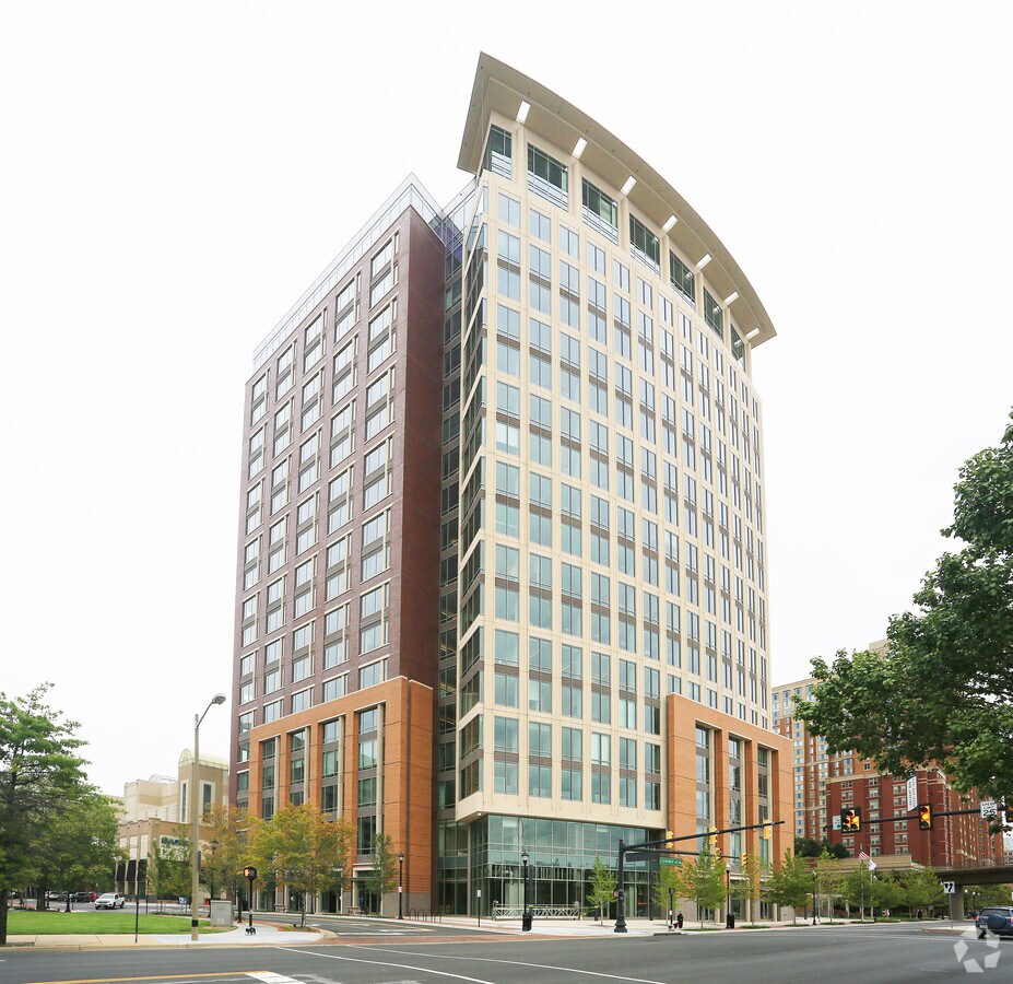 2415 Eisenhower Ave, Alexandria, VA, 22314 Property For Lease on