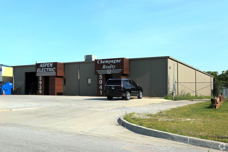 5939 5941 E 12th St Tulsa Ok 74112 Manufacturing Property For 10 875 Sf Building Offered At 699 000 In Tulsa Ok