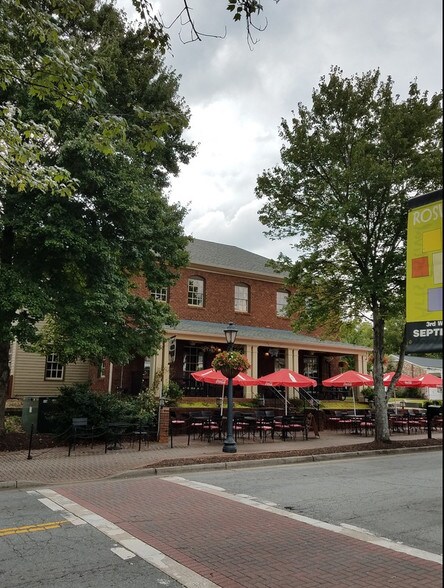 982 Canton St Roswell Ga 30075 Restaurant For On Cityfeet More Photos Of 982 Canton St Roswell Restaurant For